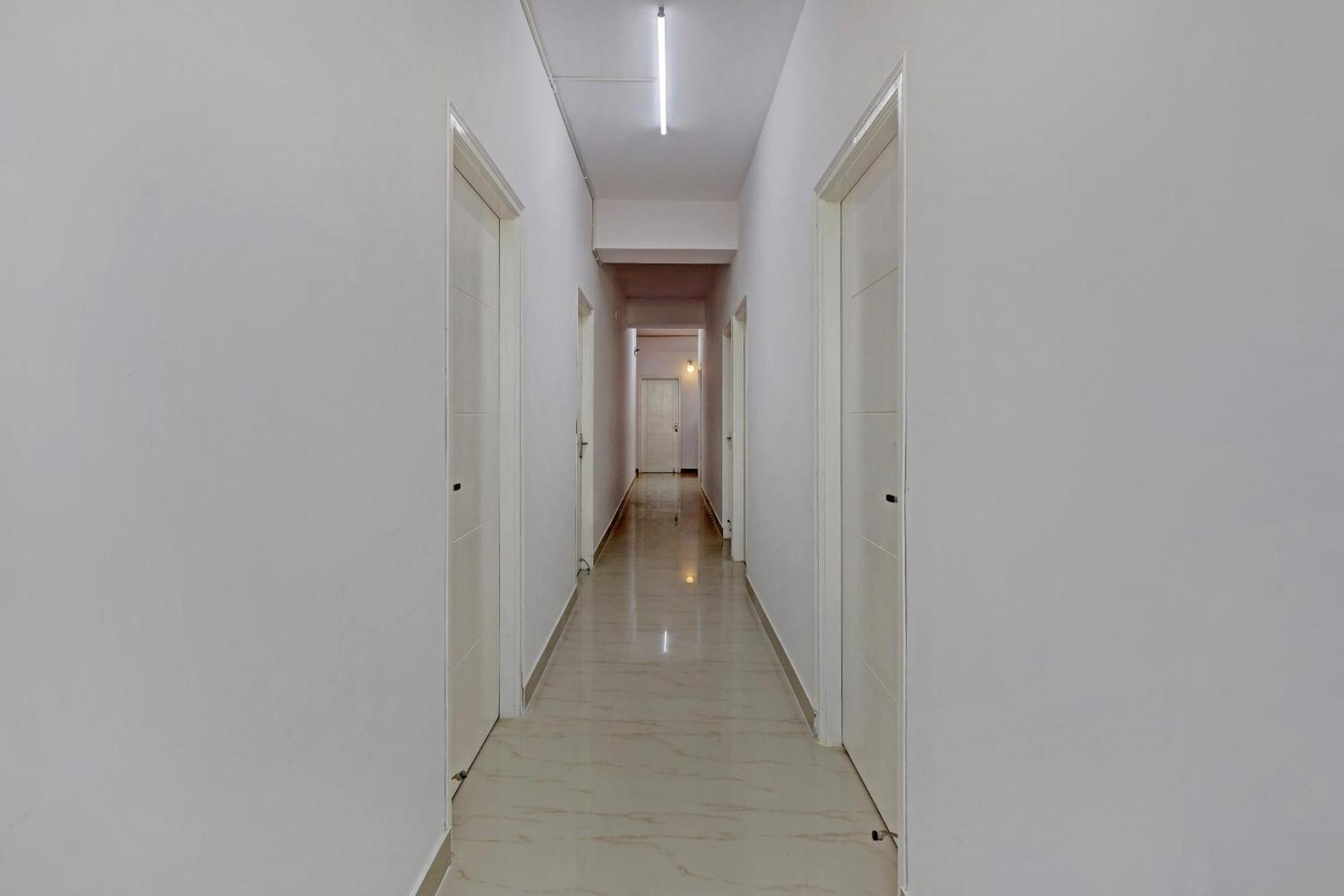 Hotel O Compact Studio Kr Puram Near Phoenix Marketcity Bangalore Extérieur photo